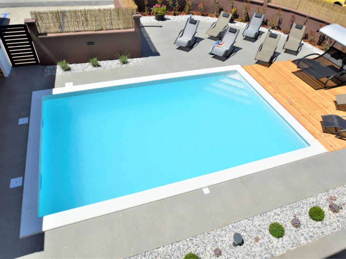 Holiday Home House Eric&Paolo By Interhome พูลา ภายนอก รูปภาพ