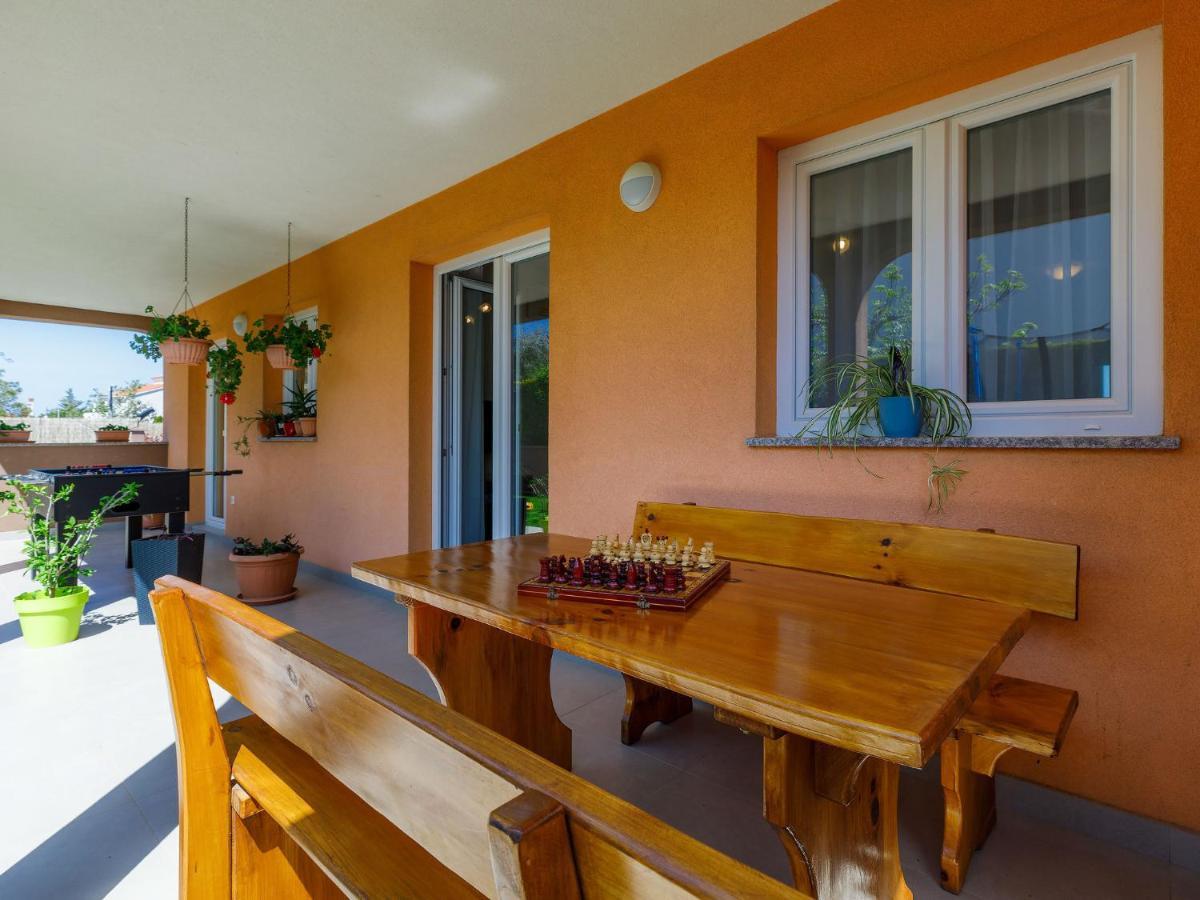Holiday Home House Eric&Paolo By Interhome พูลา ภายนอก รูปภาพ