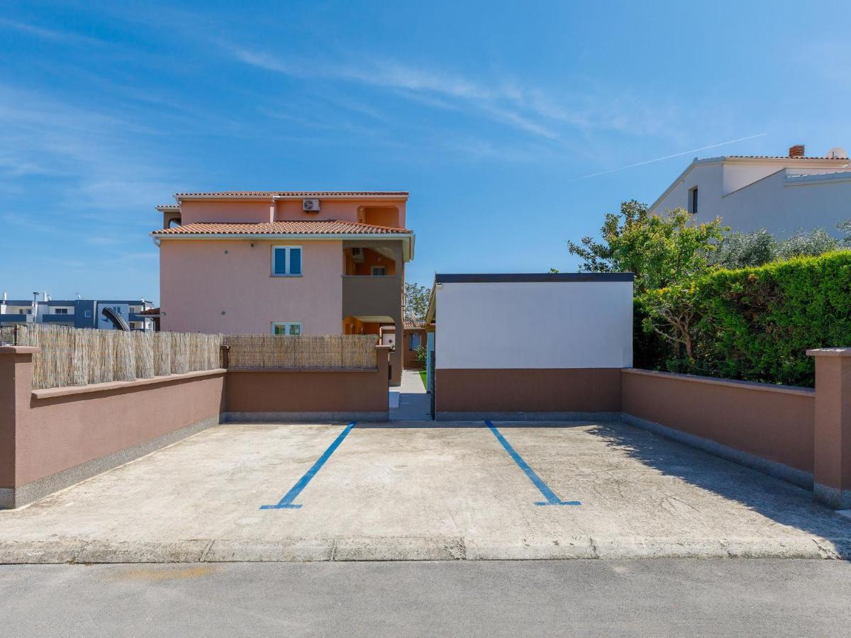 Holiday Home House Eric&Paolo By Interhome พูลา ภายนอก รูปภาพ