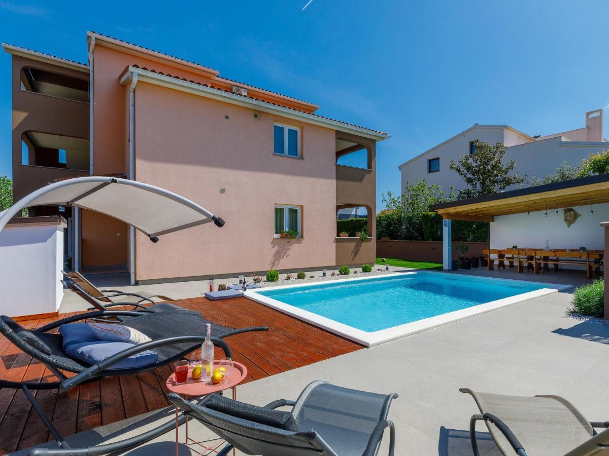 Holiday Home House Eric&Paolo By Interhome พูลา ภายนอก รูปภาพ