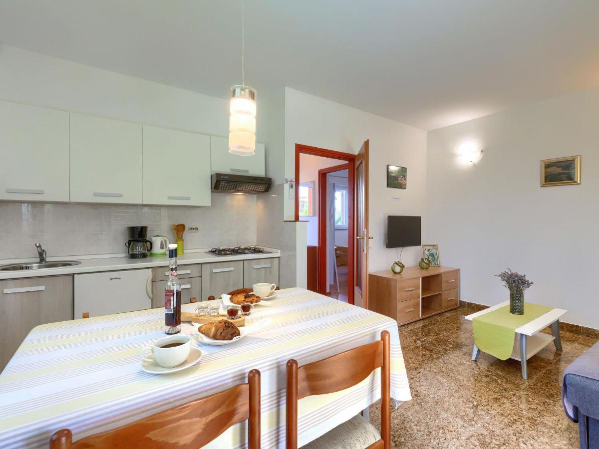 Holiday Home House Eric&Paolo By Interhome พูลา ภายนอก รูปภาพ