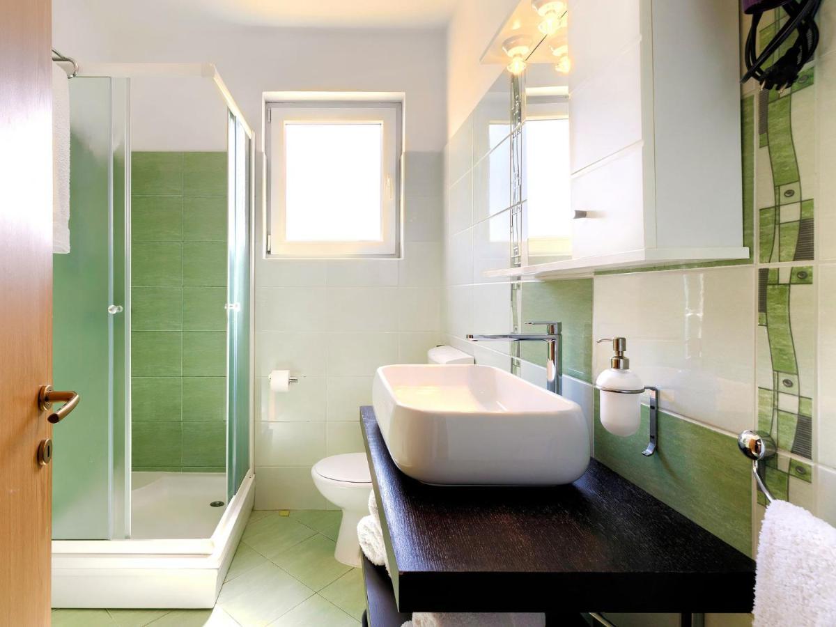 Holiday Home House Eric&Paolo By Interhome พูลา ภายนอก รูปภาพ