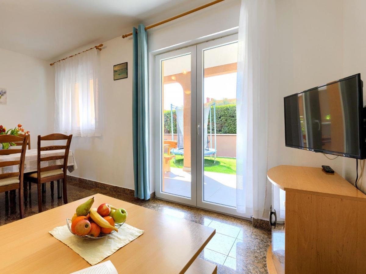 Holiday Home House Eric&Paolo By Interhome พูลา ภายนอก รูปภาพ